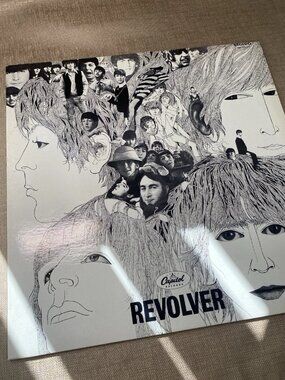 The Beatles Revolver LP SW-2576 Capitol Canada 1970s Press Vinyl